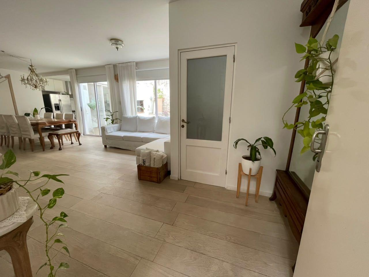 Foto de Casa interna 3 dorm + comodin Jardin y Terraza, imagen 1