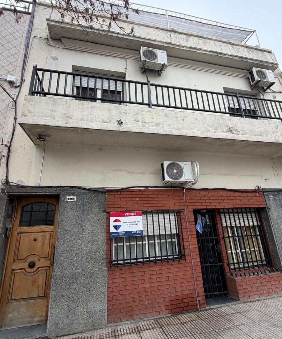 Foto de PH 2 ambientes con patio y terraza, imagen 1