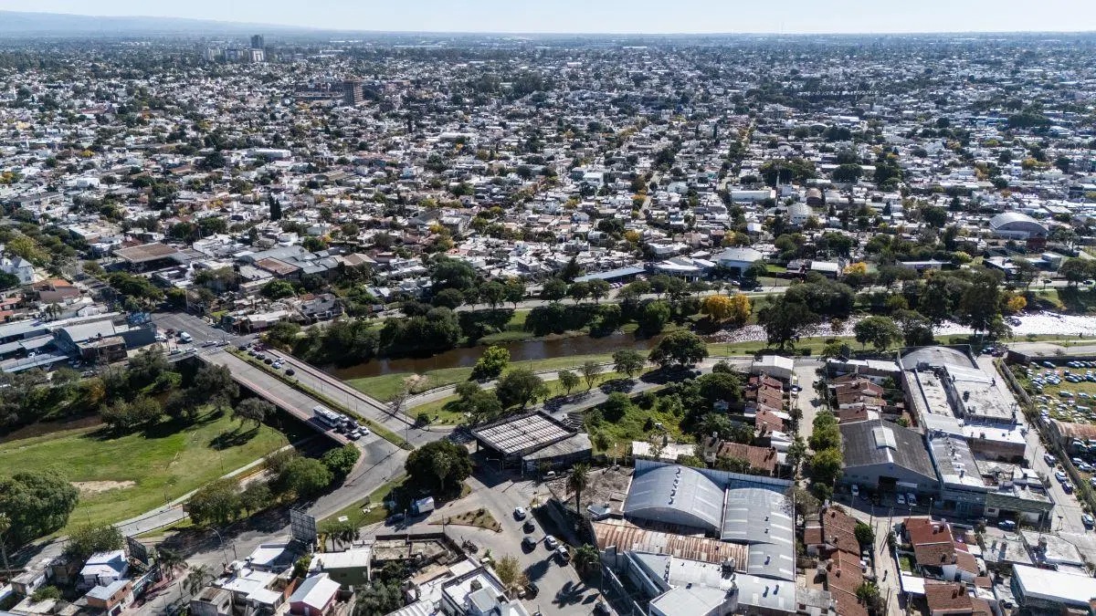"VENDO TERRENO ESQ" Ideal para Emprendimiento Inmobiliario 5
