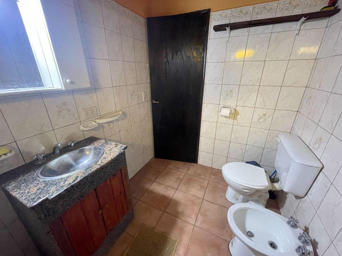 Venta 2 Casas en Capilla del Monte Lote 860 m² 3