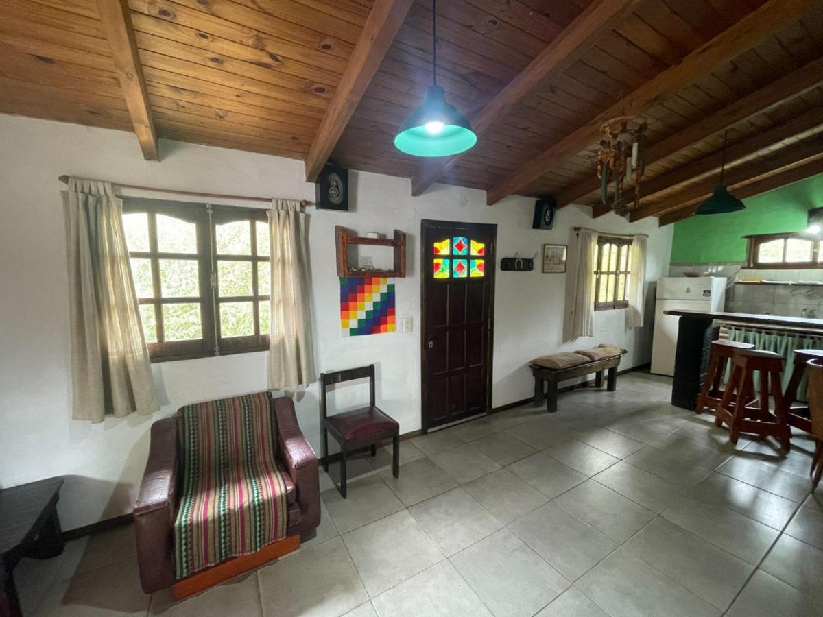 Venta 2 Casas en Capilla del Monte Lote 860 m² 2