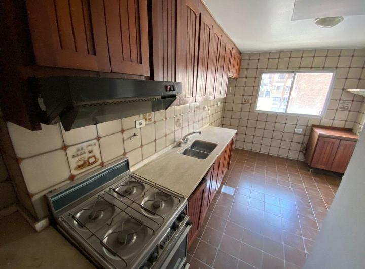 EN VENTA DPTO 2 D, 3 BAÑOS CON COCHERA CENTRO 3