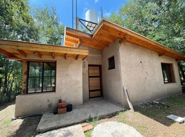CASA DE BARRO en VILLA CIUDAD PARQUE Los Reartes 4
