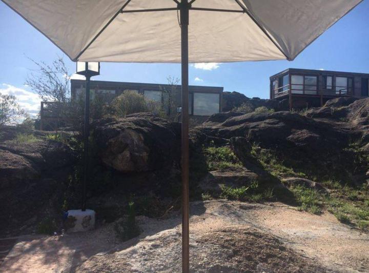 NONO – VENTA  DE  COMPLEJO  CON 4 CASAS  Y DPTO 3