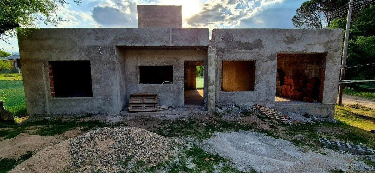 VENTA CASA 3 DORM A TERMINAR, BIALET MASSE 3