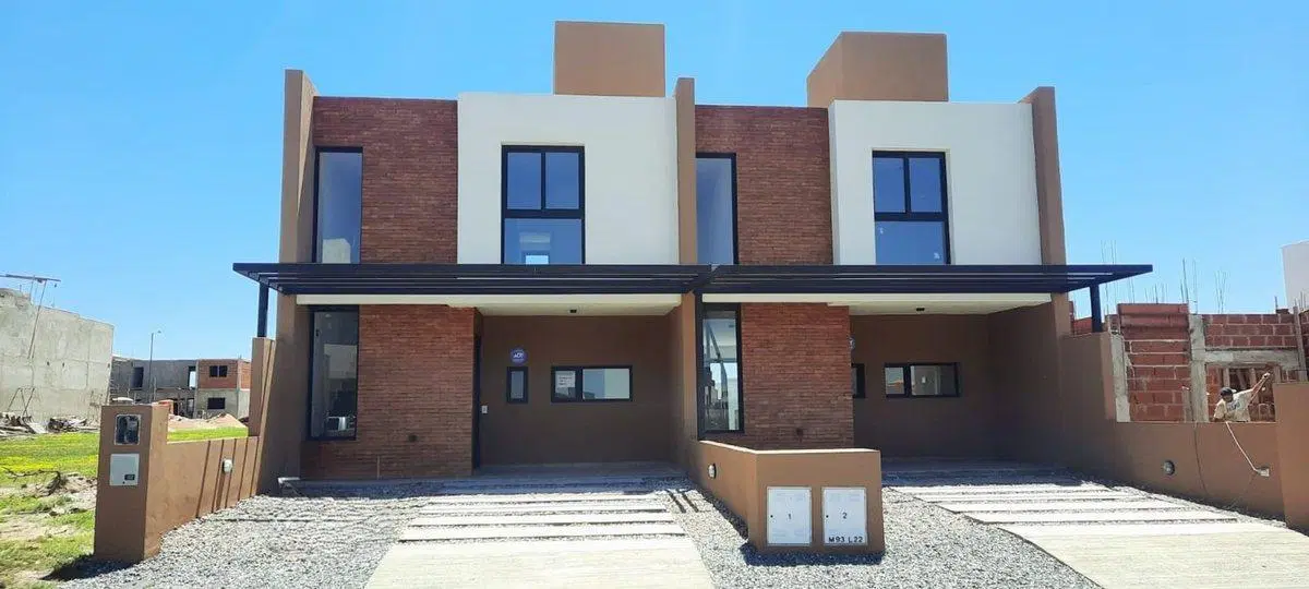Dúplex 3 Dormitorios 130 m² Docta con Patio Amplio 4