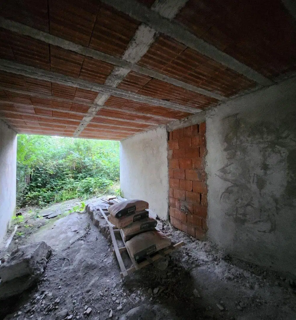 CASA A TERMINAR EN YACANTO ESCRITURA Y PLANOS 3