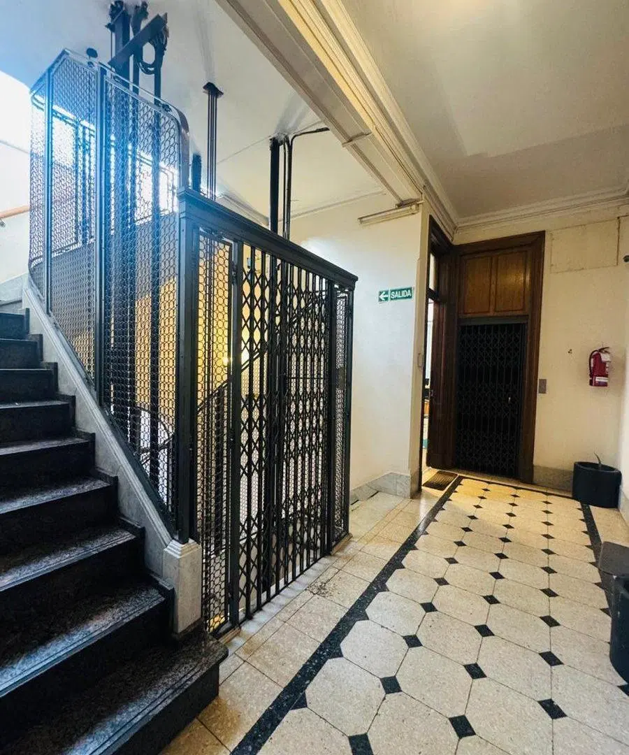 VENTA OFICINA CENTRO EDIFICIO MINETTI SEGURIDAD 3