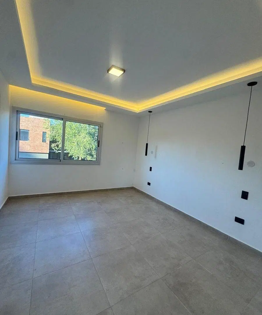 VENTA CASA TRES DORMITORIOS MIRADORES MANANTIALES 2