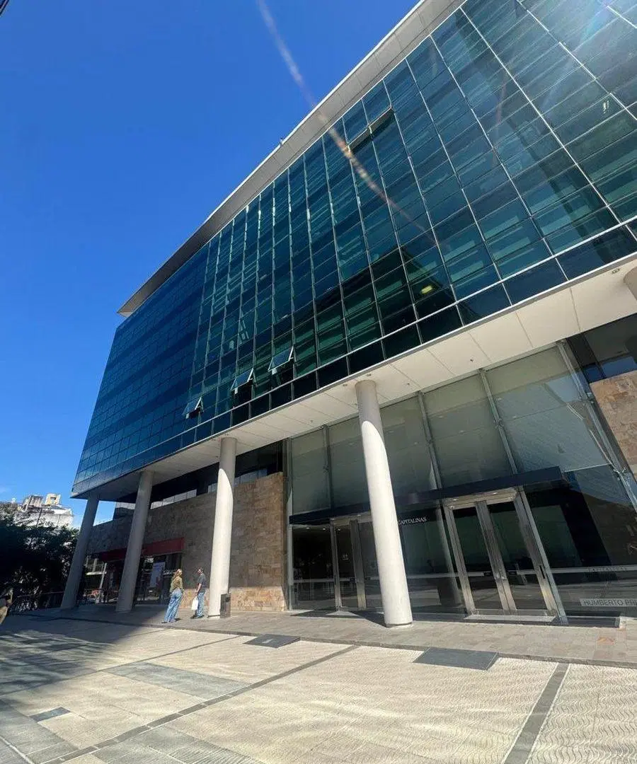 ALQUILER OFICINA PREMIUM CAPITALINAS CORDOBA 180M2 2