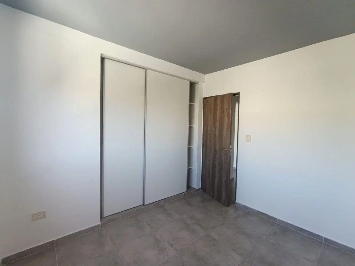 DEPARTAMENTO 2 DORMITORIOS + 2 BAÑOS  ALTO ALBERDI 5
