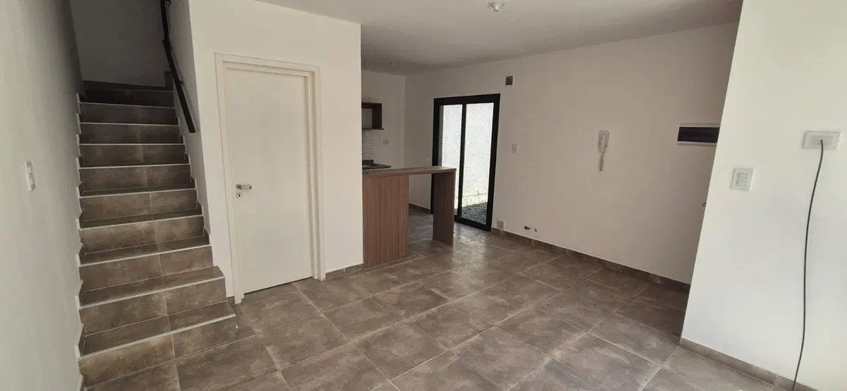 DUPLEX 2 DORM CON COCHERA EN HOUSING LA CALERA 2