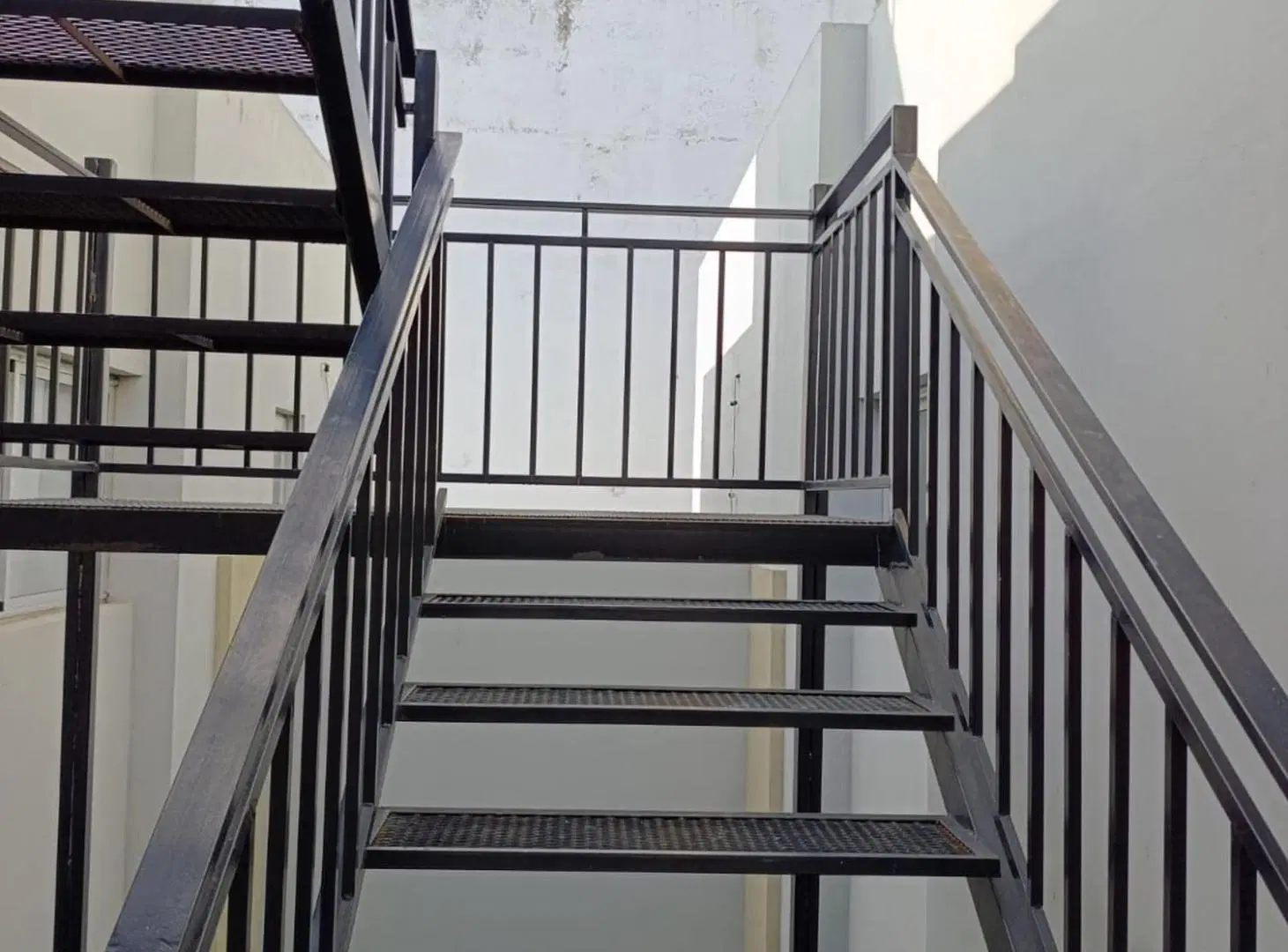 Departamento 2 dormitorios c/ balcon b° Gral Paz 2