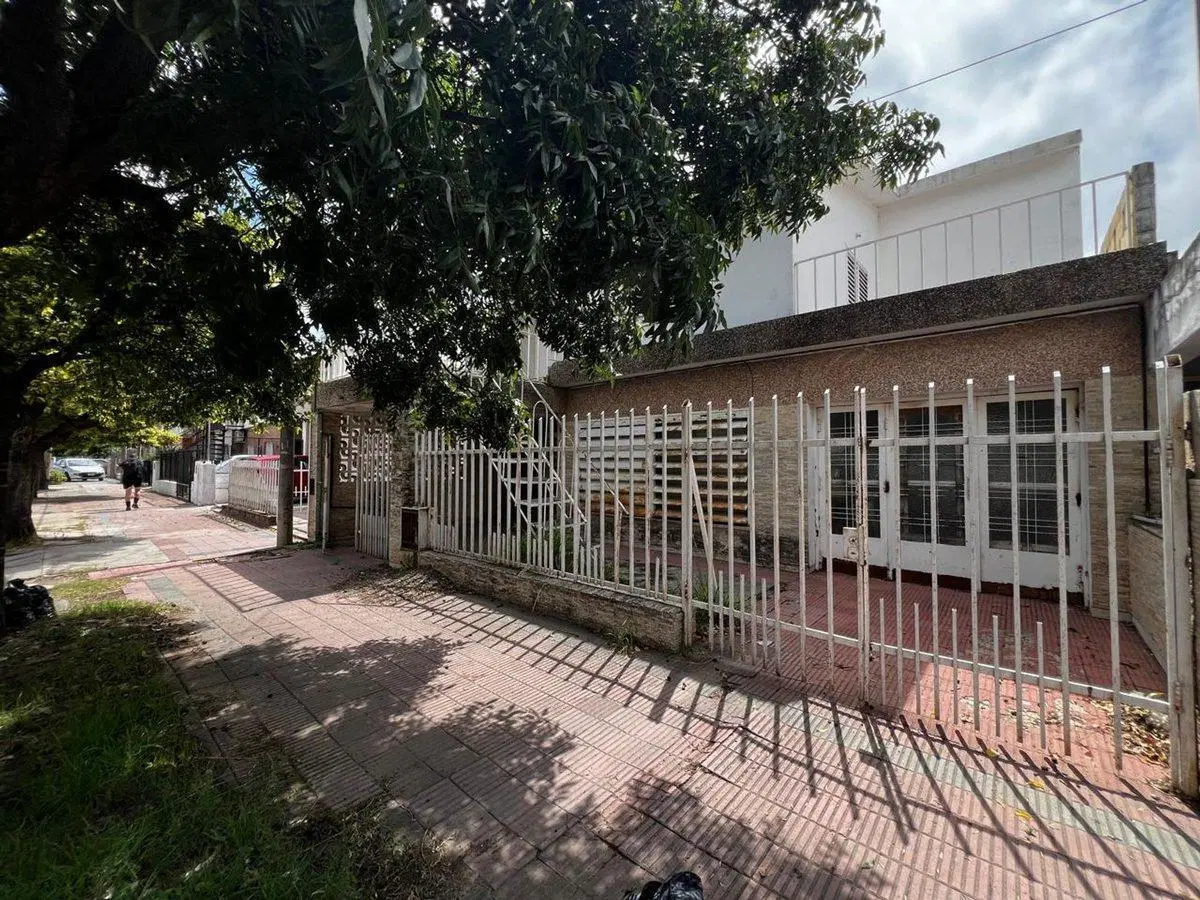 Casa mas departamento en barrio Ayacucho, Cordoba 4