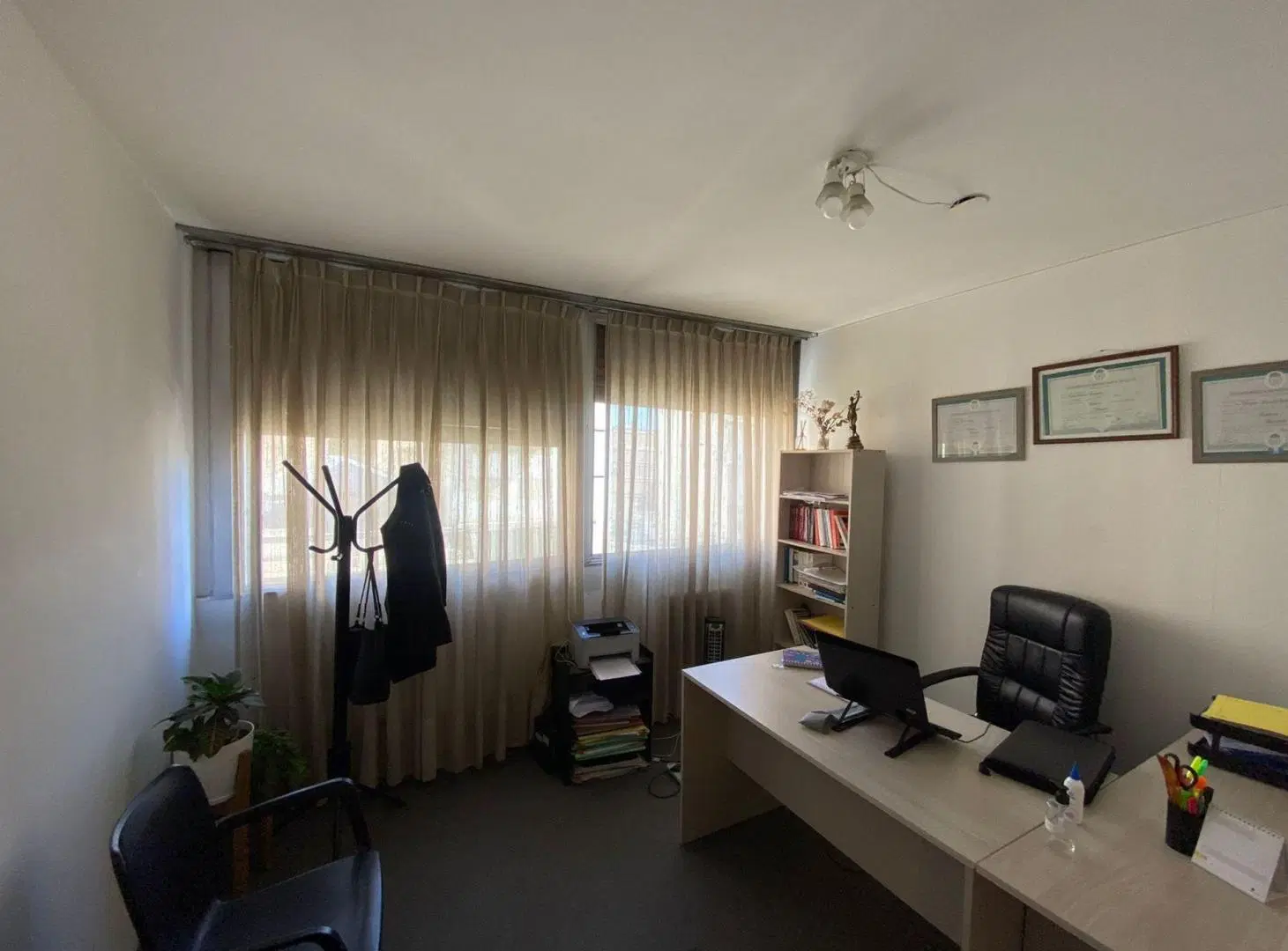 Venta  Oficina Edificio Roela Exclusiva 4