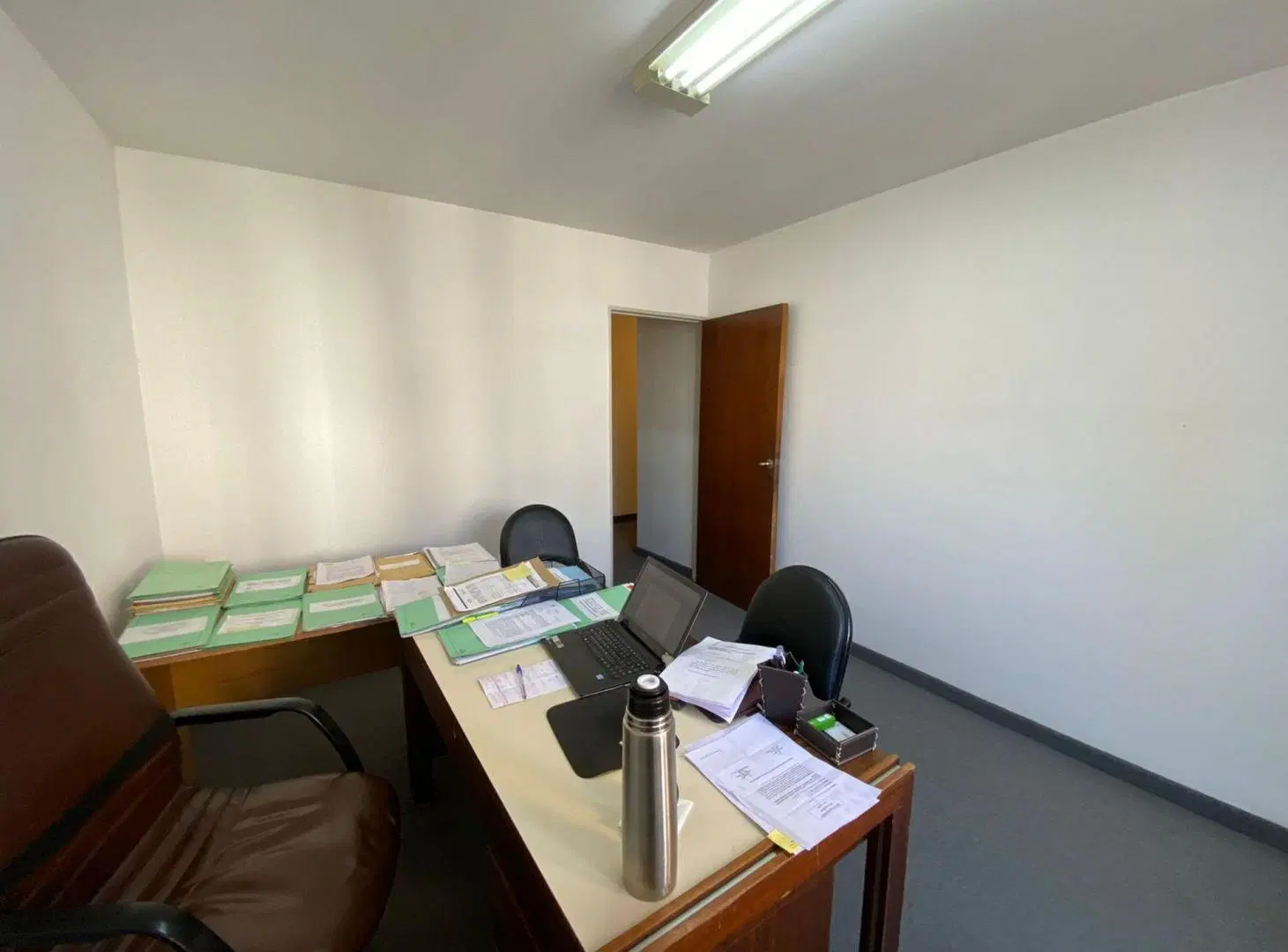 Venta  Oficina Edificio Roela Exclusiva 5