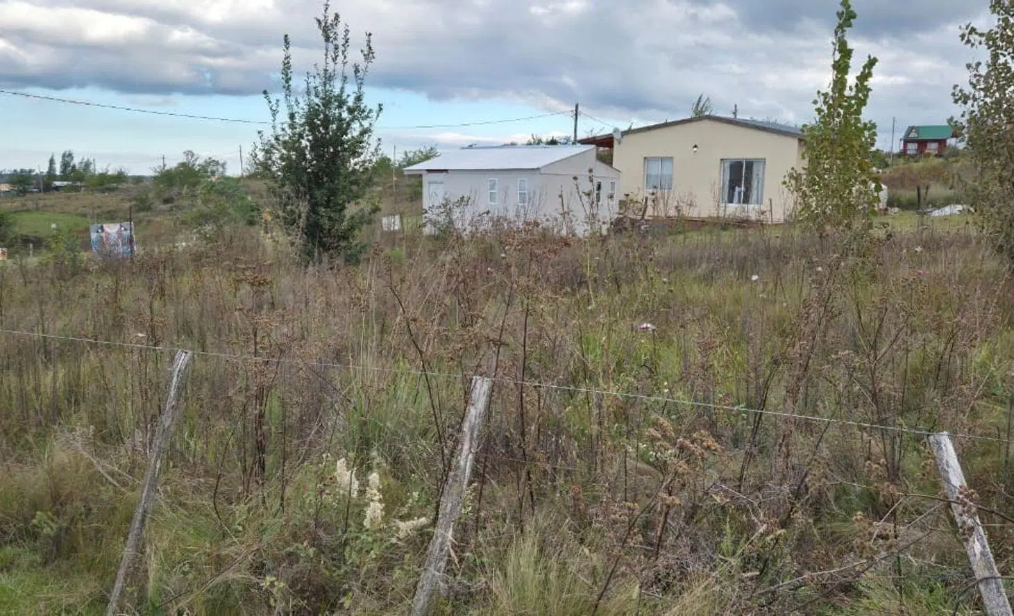 SE VENDE TERRENO DE 600 m2 EN VILLA YACANTO C/SERV 3