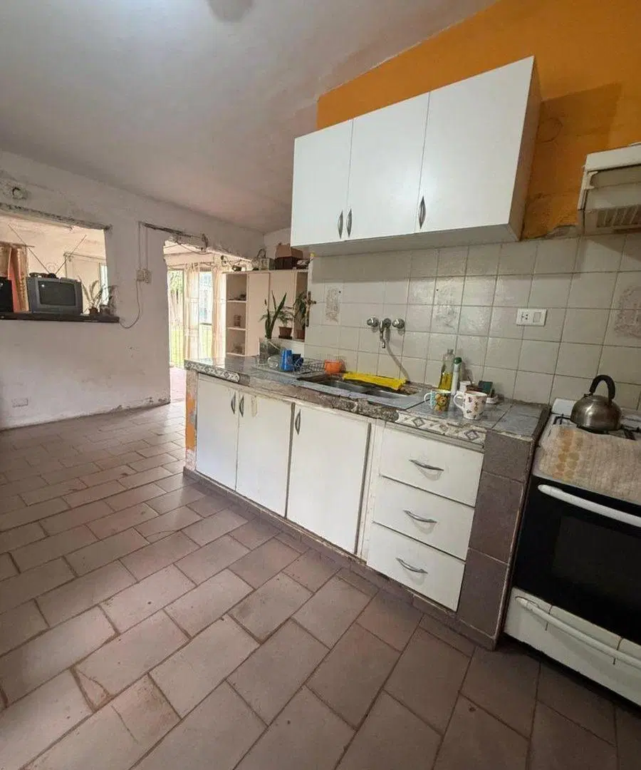 VENTA CASA 3 DORM-V.ALLENDE PARQUE-A REFACCIONAR 4