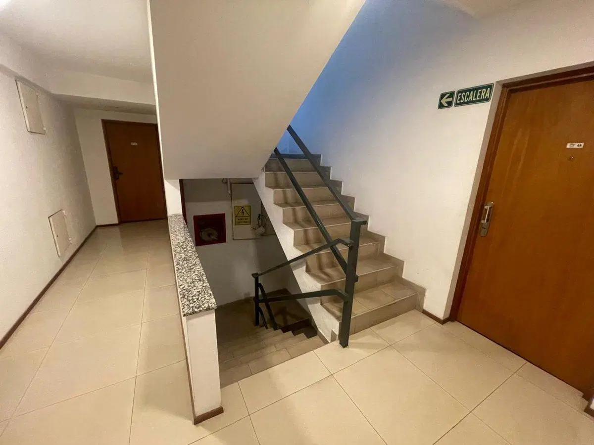 SE VENDE MONOAMBIENTE CENTRO DE VILLA CARLOS PAZ 3