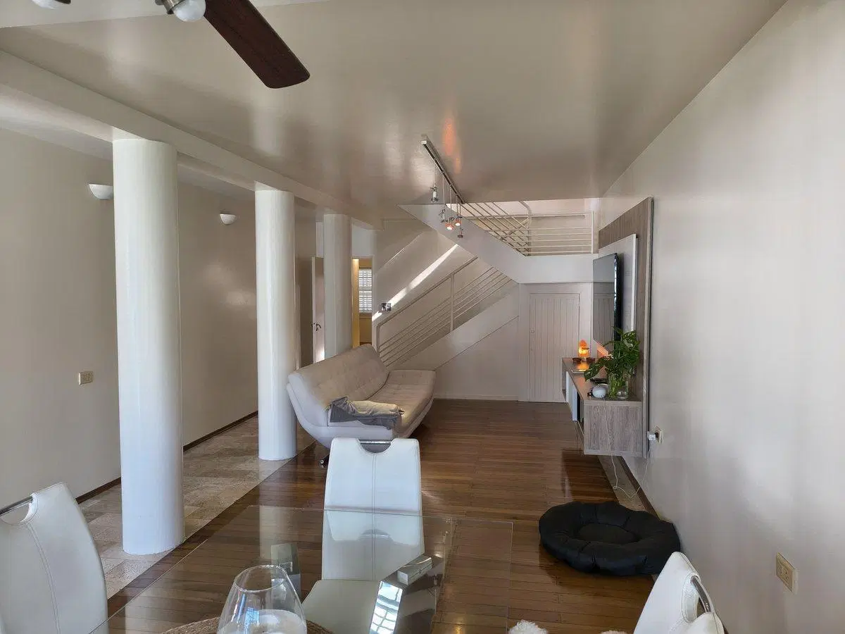 VENDO CASA DE CATEGORIA 5 DORM CON PILETA EN  URCA 5