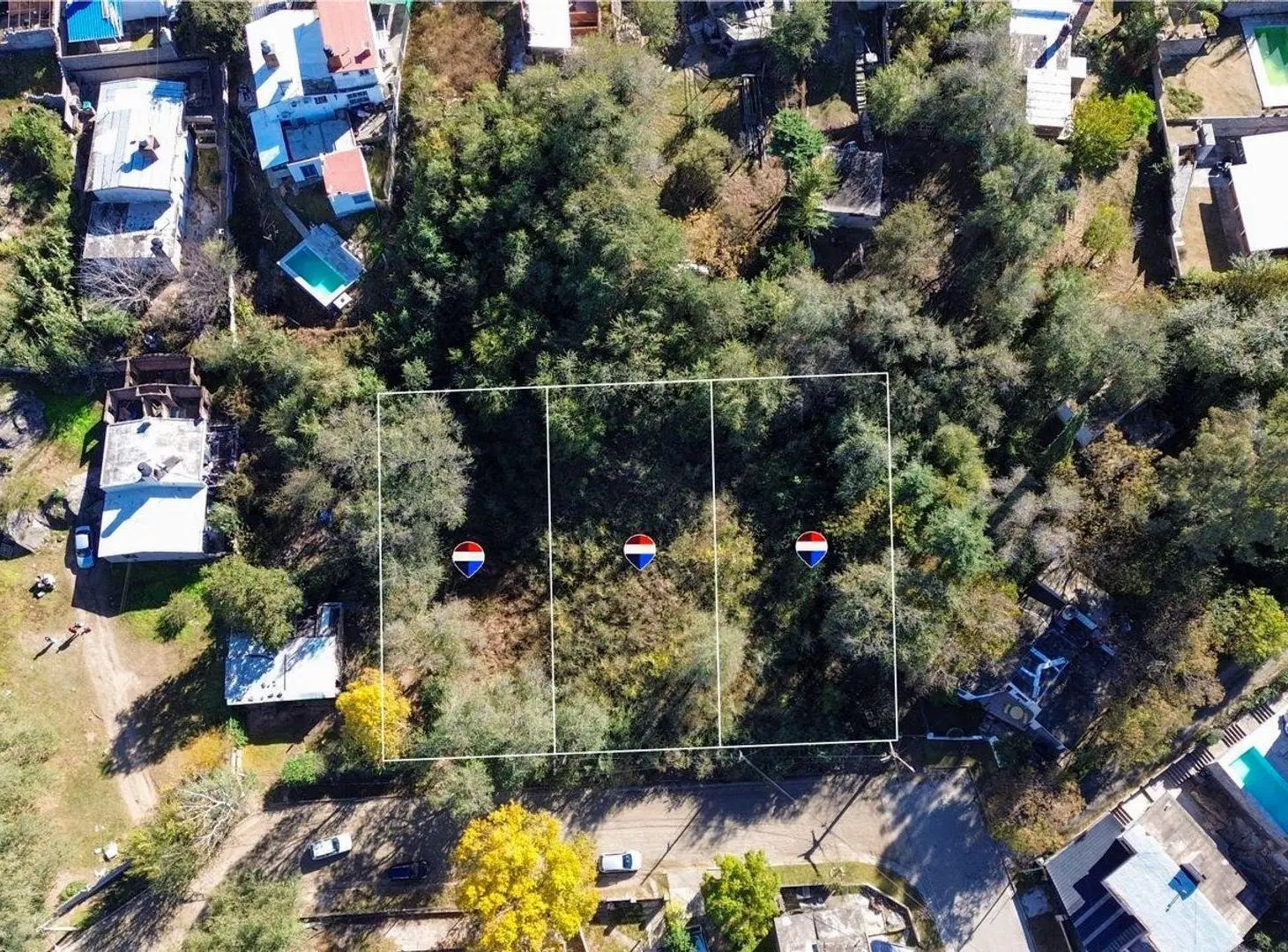 EN VENTA LOTE VILLA CARLOS PAZ 595M2 2