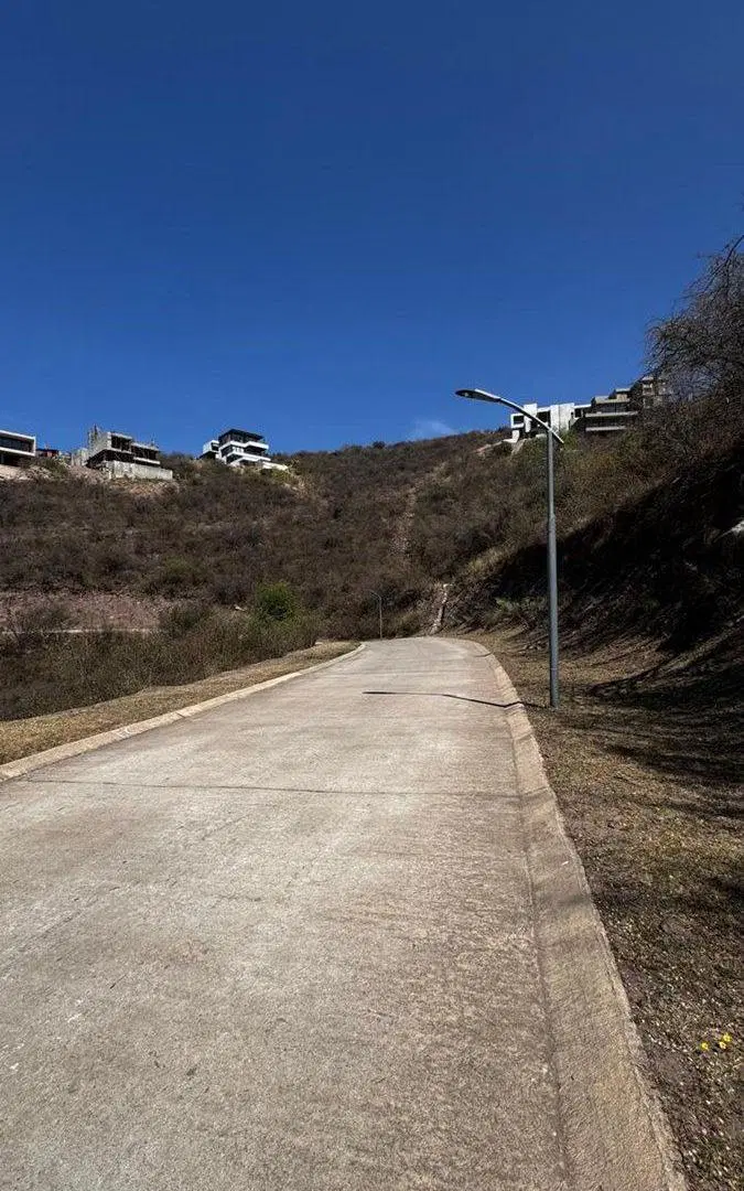 VENTA TERRENO 2194MTS, LA DESEADA LA CALERA 5