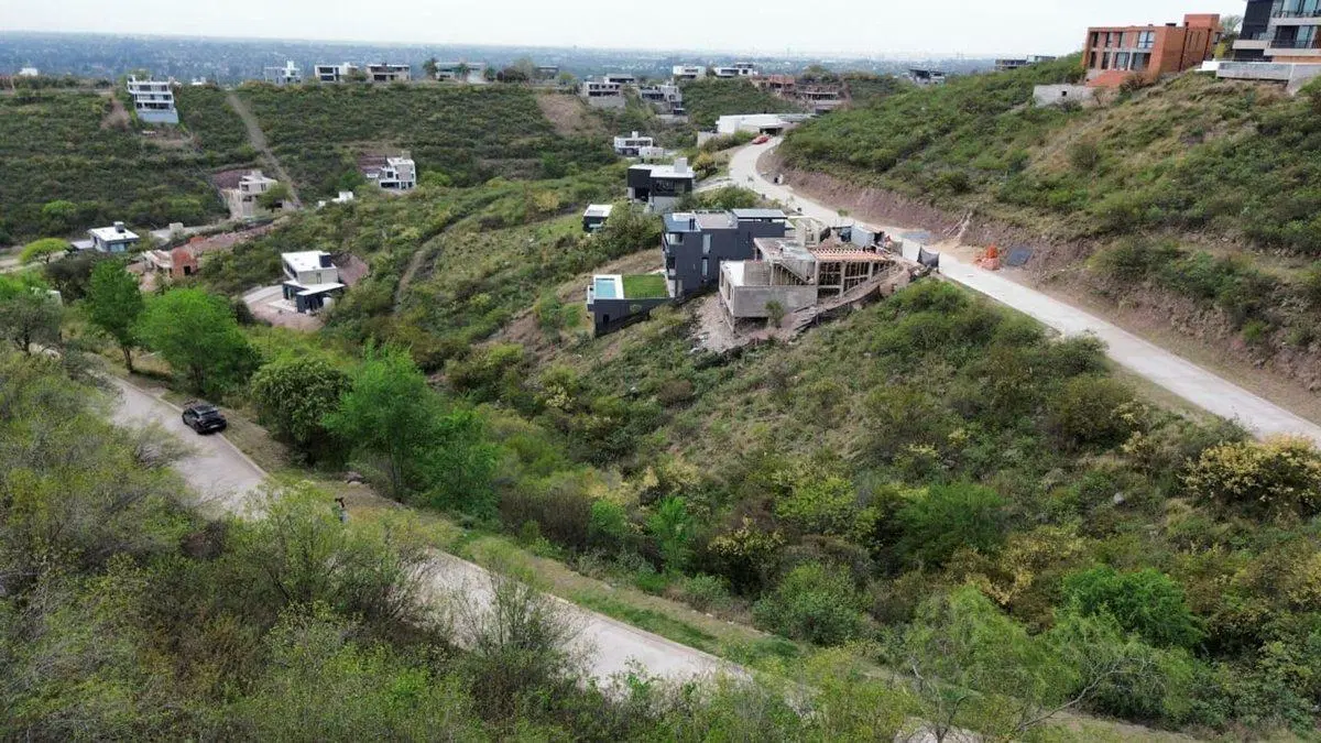 VENTA TERRENO 2194MTS, LA DESEADA LA CALERA 3