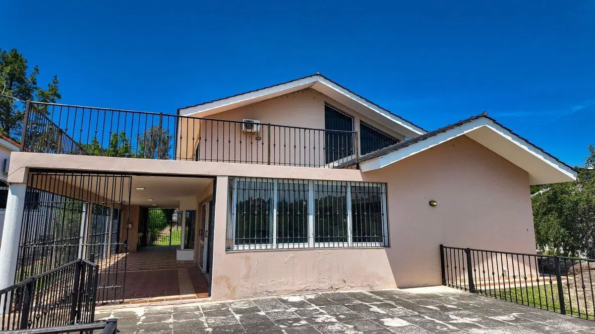 Casa Villa del Lago 4 dorm.  con pileta 3