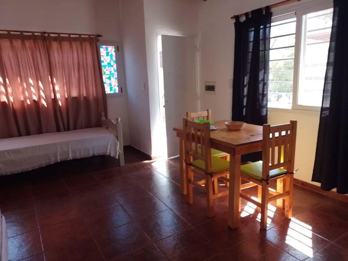SE VENDE CASA + 3 DTOS  SANTA ROSA DE CALAMUCHITA 3
