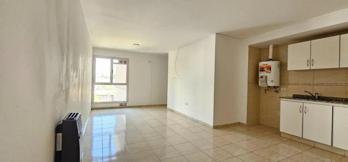 DEPARTAMENTO 1 DORMITORIO CON BALCON - ALBERDI 3