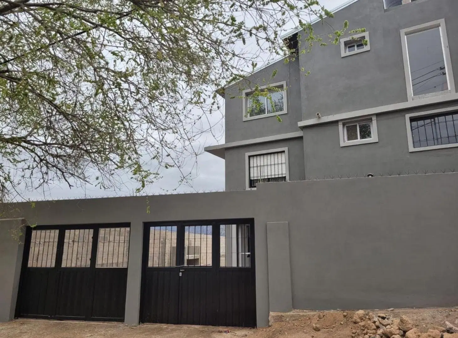 TRES DPTOS CON PISCINA A 500 MTS CENTRO COSQUIN 4