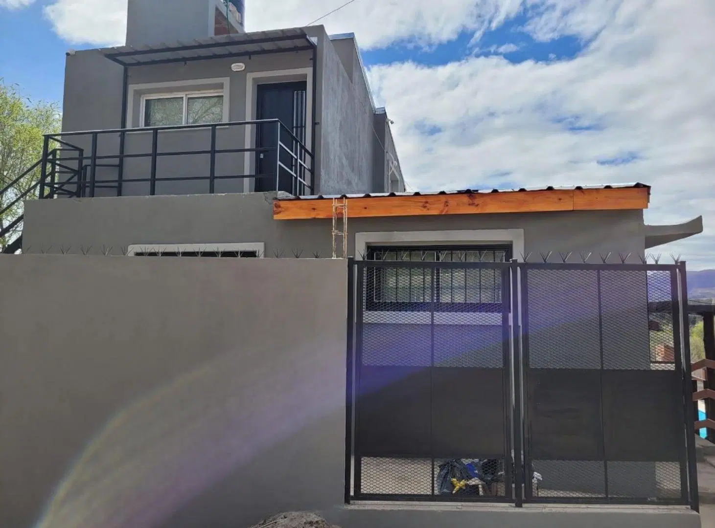 TRES DPTOS CON PISCINA A 500 MTS CENTRO COSQUIN 2