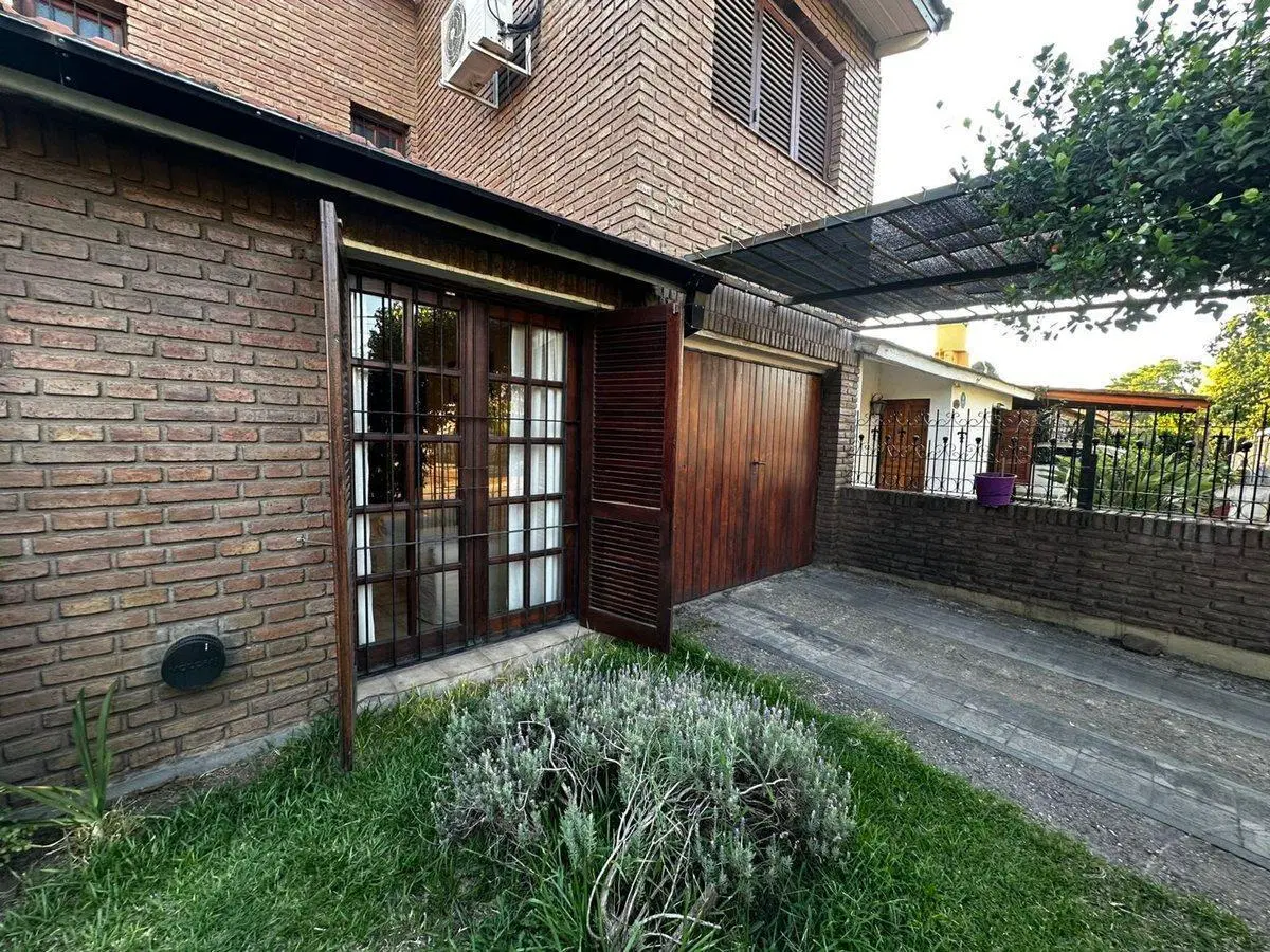 CASA 3 DORMITORIOS BARRIO BAJO PALERMO 5