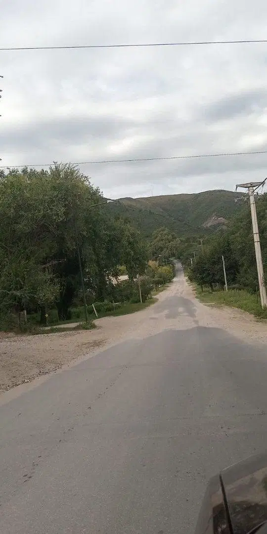 VENTA TERRENO 564m sobre Av. FERRARINI LA FALDA 3