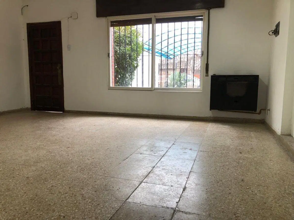 VENTA 2 CASAS 272 M2 CUBIERTOS TALLERES E CORDOBA 4