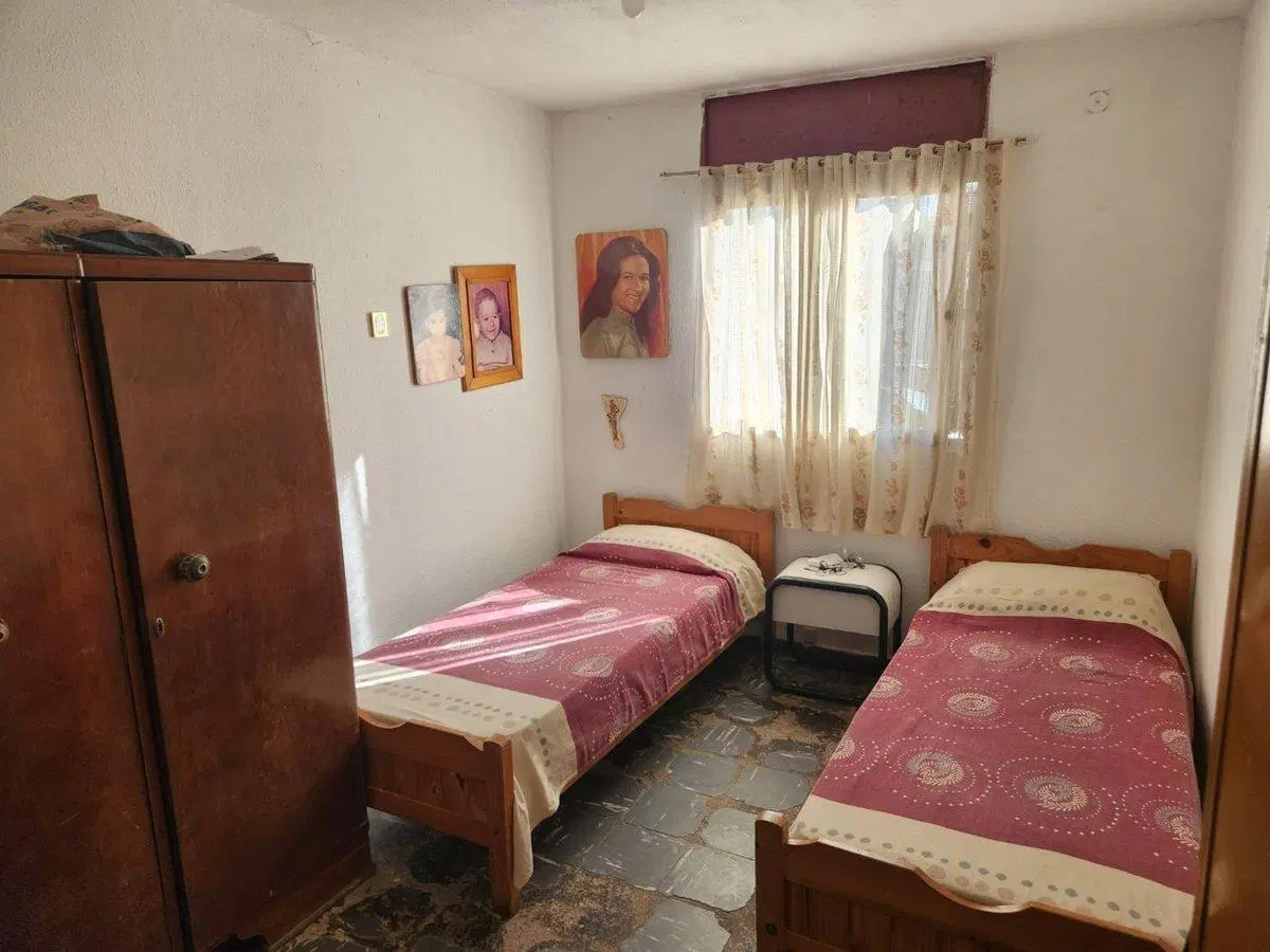 VENTA CASA  ARGUELLO NORTE  4 DORMITORIOS (UOCRA) 5