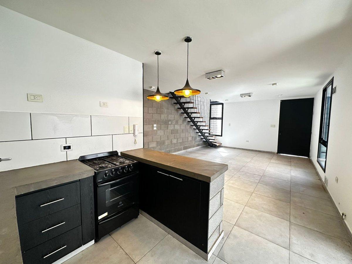 DUPLEX 2 DORMITORIOS HOUSING CUESTA COLORADA