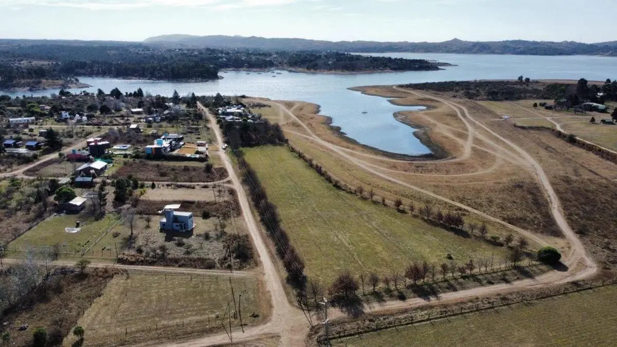 VENTA LOTE-POTRERO DE GARAY- FTE AL LAGO - 2.716mt 3