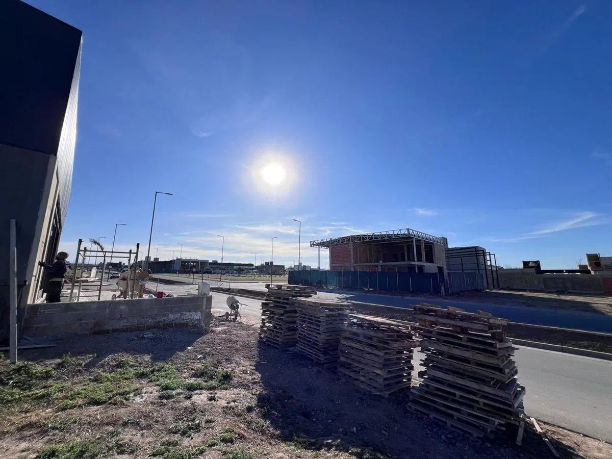 Local comercial en  Docta Urbanización 150 m2 3
