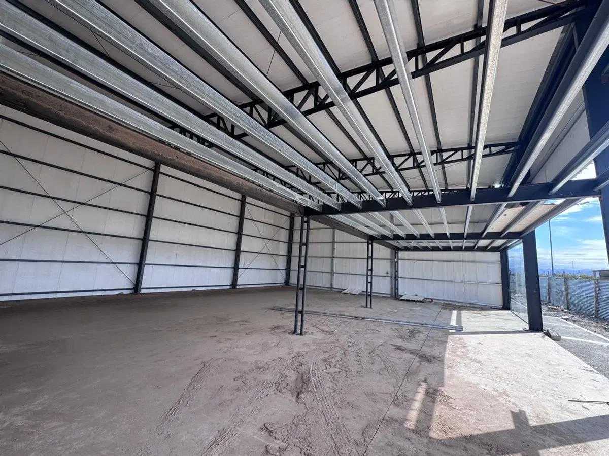 LOCAL COMERCIAL 300 MTS SOBRE CIRCUNVALACION 2