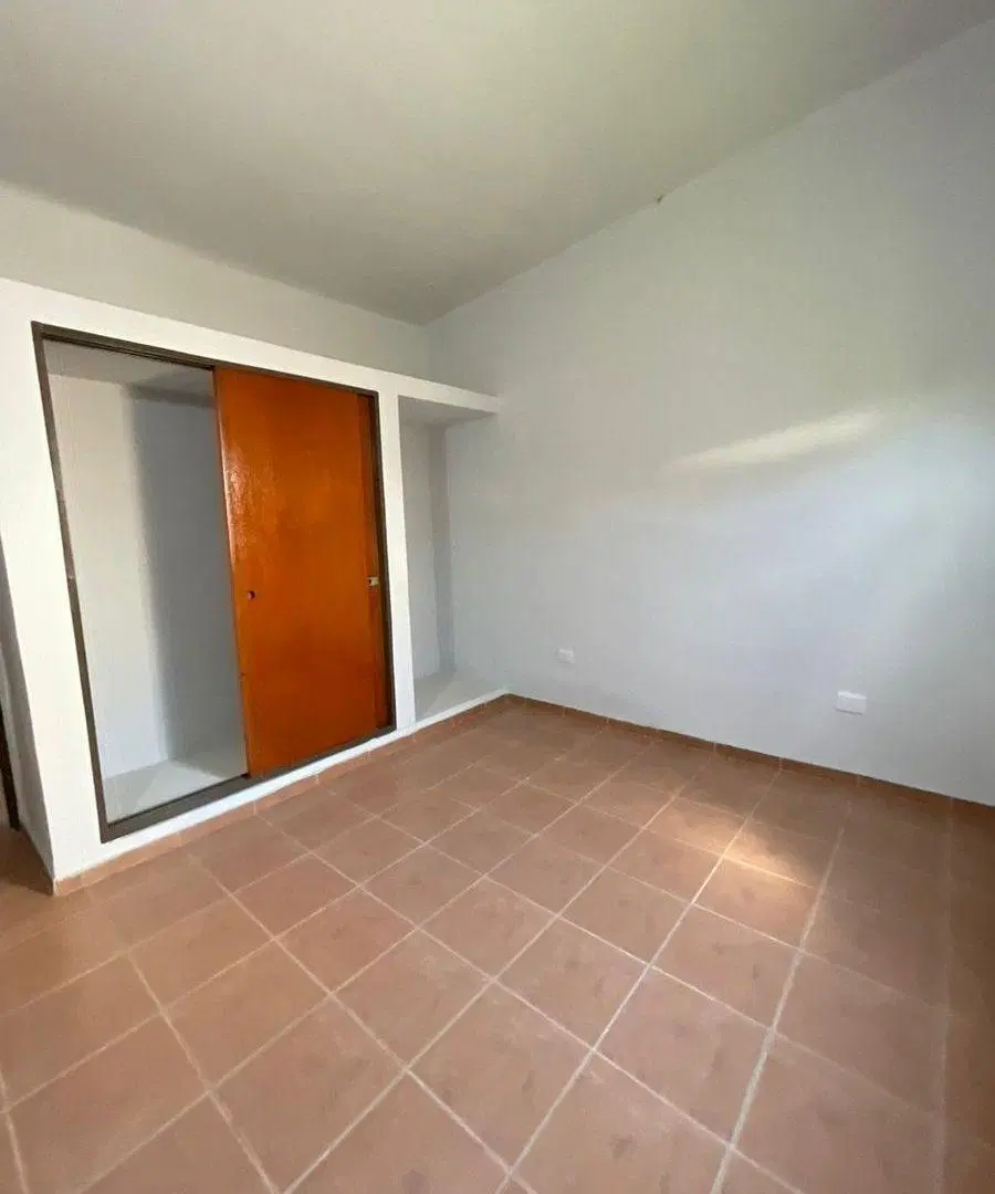 CASA 3 DORMITORIOS UNQUILLO 4