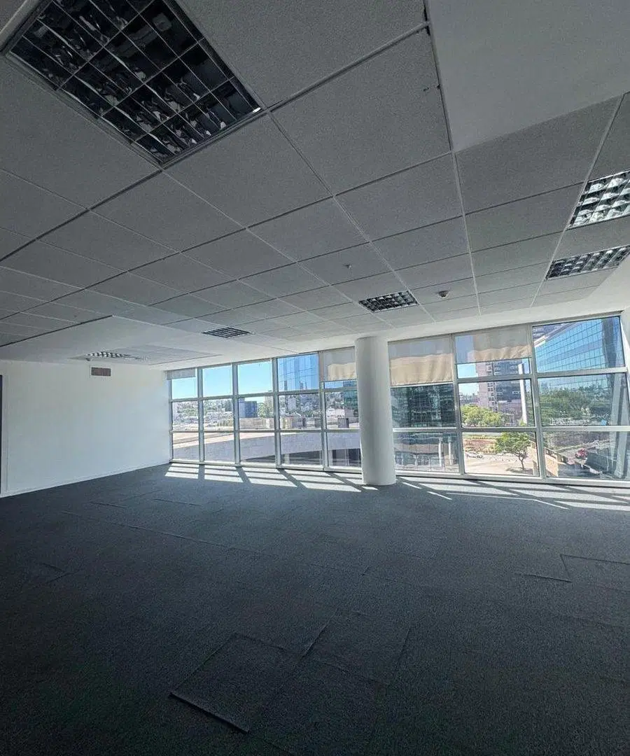 VENTA OFICINA PREMIUM CAPITALINAS CORDOBA 180M2 3