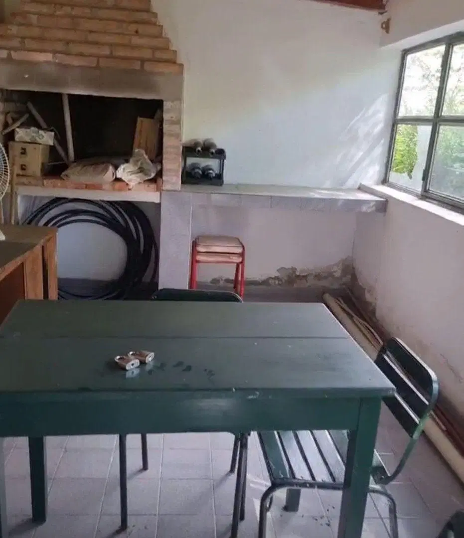 CASA EN VENTA  VILLA CARLOS PAZ OPORTUNIDAD 4