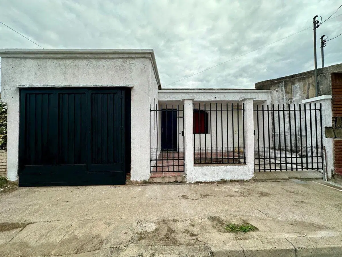 VENTA CASA MAS DEPARTAMENTO EN VILLA EL LIBERTADOR 2