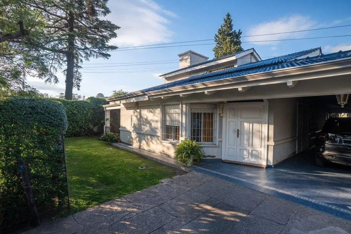 VENTA TERRENO 1877 m2 AV RAFAEL NUÑEZ DESARROLLO 2