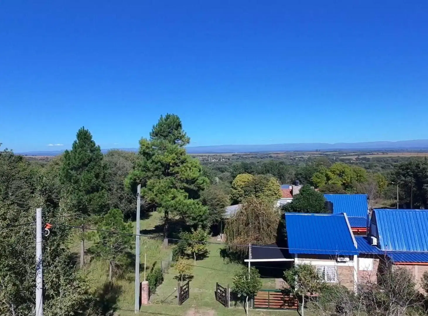 SE VENDEN 2 CASAS SOBRE LOTE DE 480m2 V. RUMIPAL 3