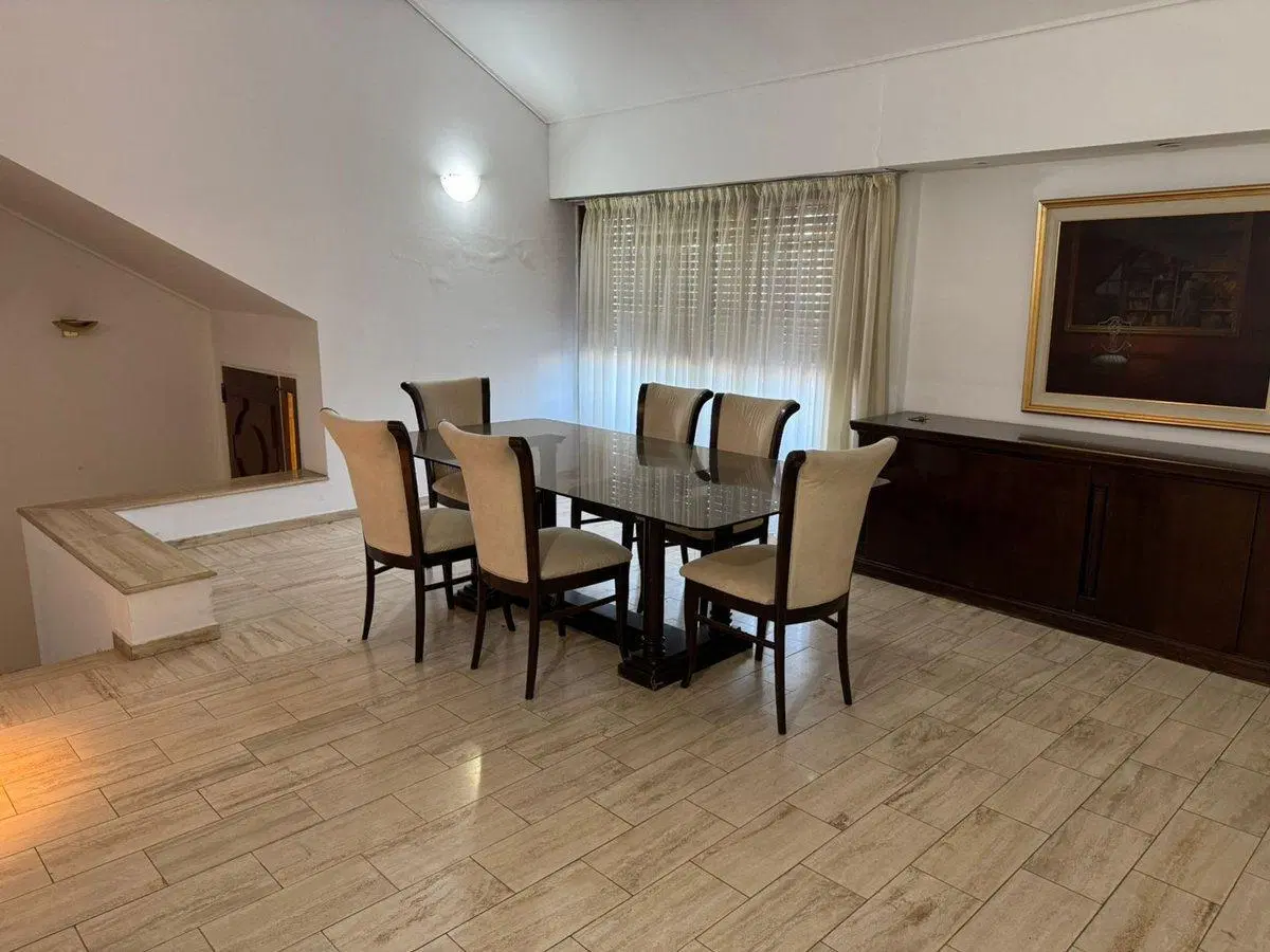 CASA 4 DORMITORIOS CON PILETA EN VILLA CENTENARIO 5