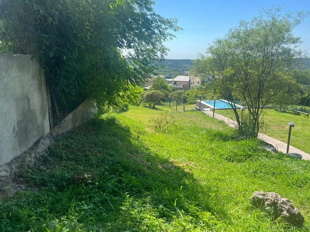 VENDO LOTE EN TERRAZAS DE LA ESTANZUELA 596 Mts 4