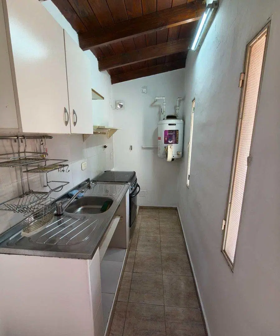 PH EN ALQUILER 1 DORM COCHERA ZONA NORTE 2