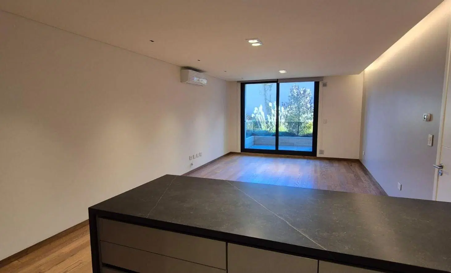 VENDO DEPTO EXCLUSIVO COMPLEJO PURO CERRO 2 DORM 2